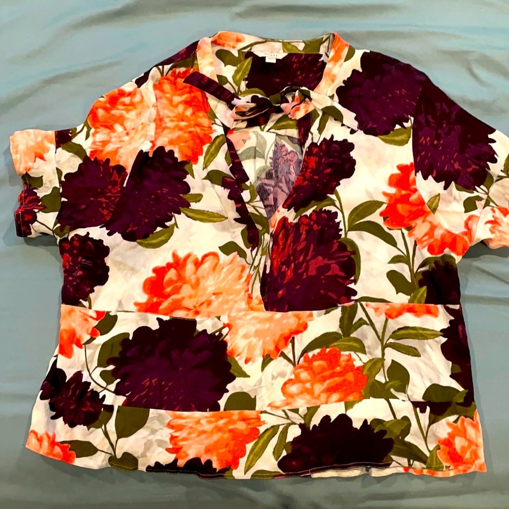 Lovely short blouse
